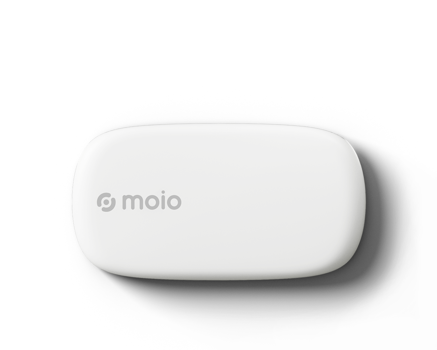 Das intelligente moio Sensormodul. Es ist weiß, flach, leicht oval mit stark abgerundeten Seiten.